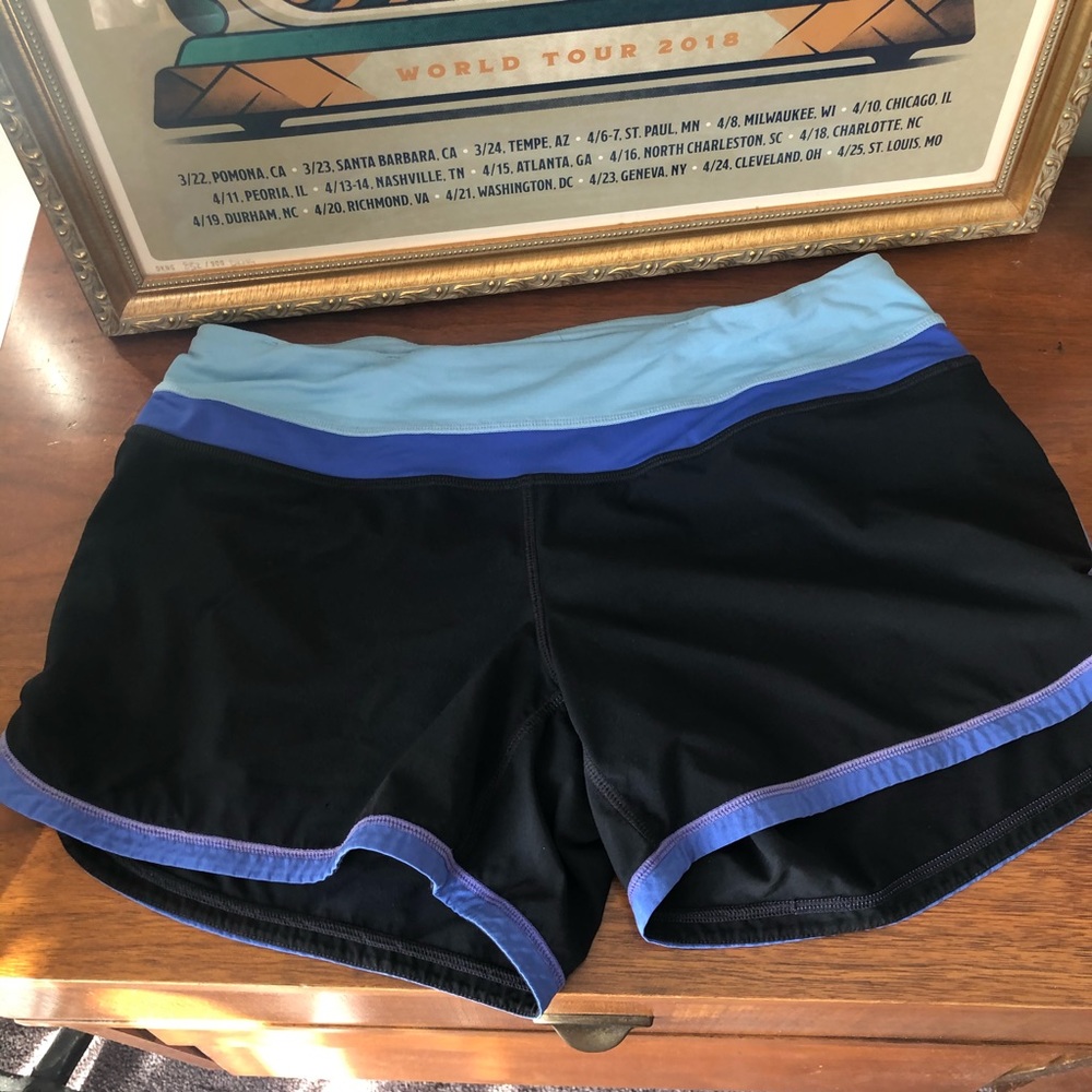 Lululemon Groovy Run Shorts